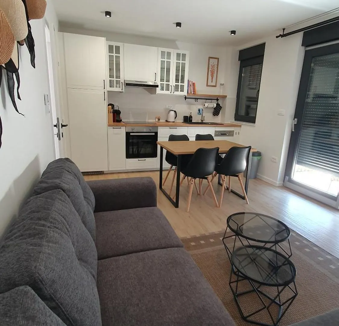 Guesthouse Mons Kastela