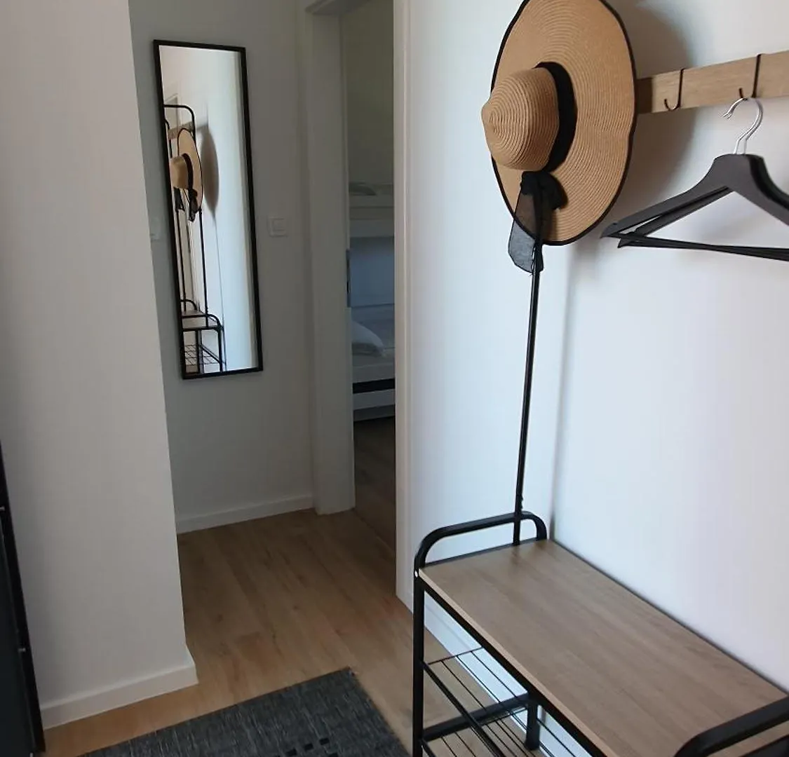 Apartment Guesthouse Mons Kastela